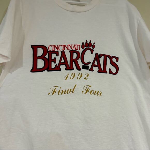 Vintage 1992 Cincinnati Bearcats Basketball Final Four Shirt - Picture 2 of 4